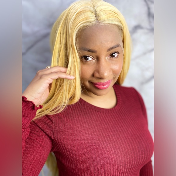 Yellow Lace Front Hair Wigs - Picture 4 of 7